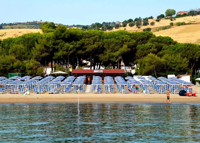 Oda ve Kahvaltı A Casa Di Lucio E Giuliana Pineto